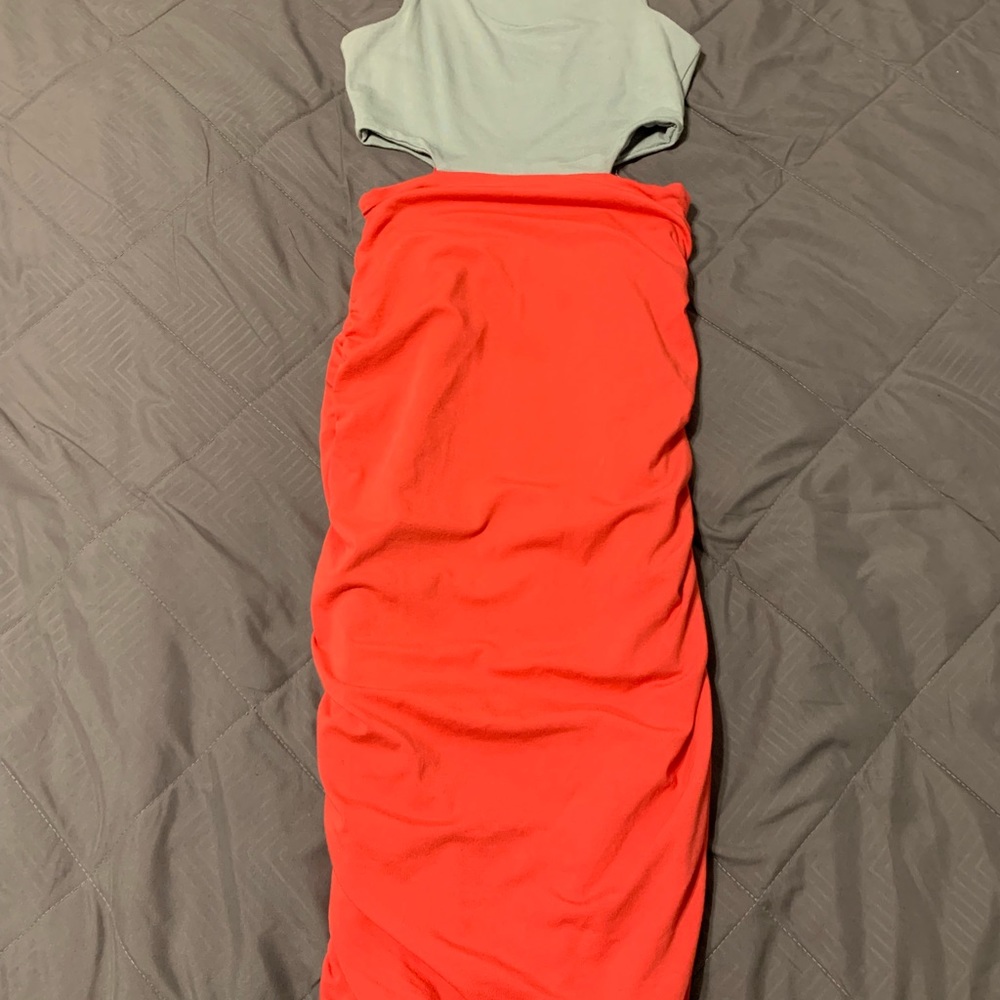 LRK Ruched Cut Out Dress - Picture 3 of 8